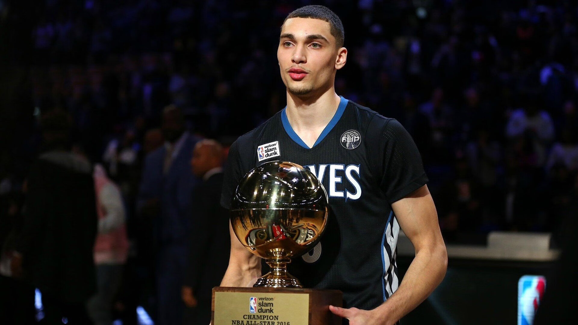 基耶萨闪耀全场无争议，巴西爆冷负突尼斯引爆足坛地震