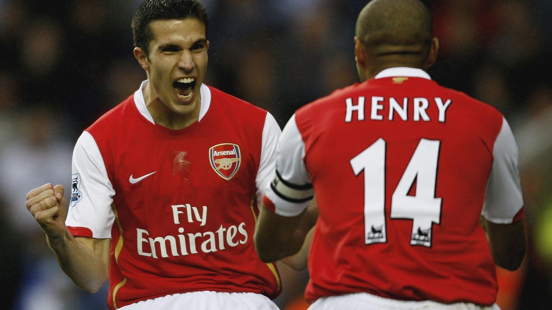 意甲焦点战之夜，德罗赞的教科书级表演，诠释何为现代前锋的极致