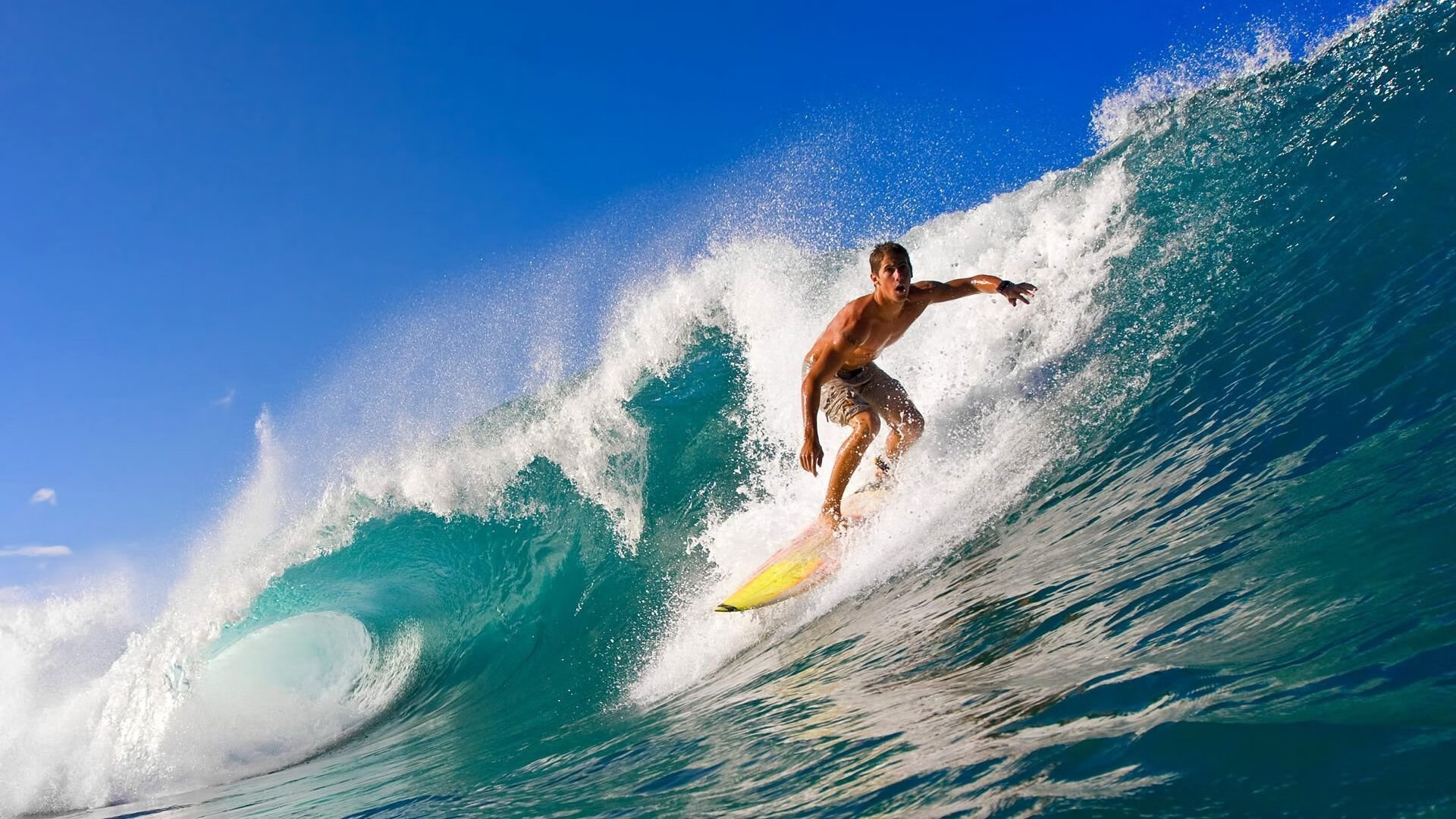 极速骑士，F1年度争冠焦点战中的正面击溃哲学